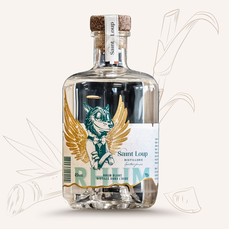 bouteille de rhum blanc Saint Loup